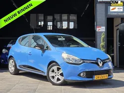 Blauw Gebruikt 2013 Renault Clio IV Expression Hatchback | € 7.000 (Eerlijke prijs)