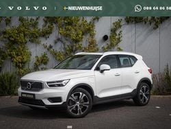 Wit Gebruikt 2022 Volvo XC40 Inscription SUV | € 35.694 (Eerlijke prijs)