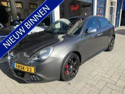 Grijs Gebruikt 2013 Alfa Romeo Giulietta Distinctive Hatchback | € 3.299 (Super prijs)