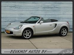 Grijs Gebruikt 2001 Toyota MR2 Cabriolet | € 7.950 (Iets duurder)