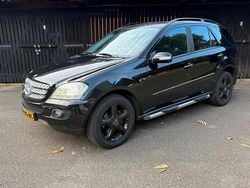 Gebruikt 2006 Mercedes ML320 SUV | € 4.750 (Eerlijke prijs)