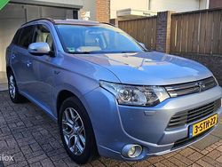 Blauw Gebruikt 2013 Mitsubishi Outlander Instyle SUV | € 7.749 (Eerlijke prijs)