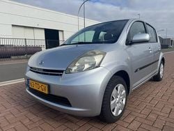 Grijs Gebruikt 2006 Daihatsu Sirion Hatchback | € 1.999 (Goede deal)