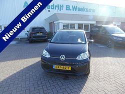 Zwart Gebruikt 2025 VW up! Move Hatchback | € 19.750 (Duur)