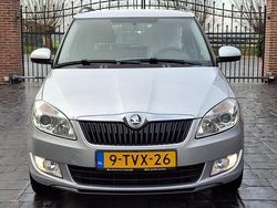 Grijs (metallic) Gebruikt 2014 Skoda Fabia Stationwagen | € 6.950 (Goede deal)