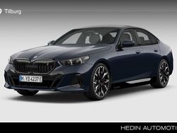 Zwart Nieuw 2025 BMW i5 M Sport Sedan | € 89.697 (Iets duurder)