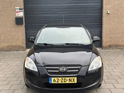 Zwart Gebruikt 2008 Kia Ceed Hatchback | € 2.500 (Eerlijke prijs)