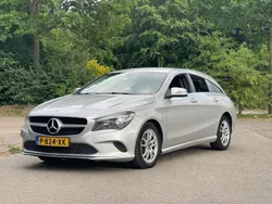Zilver Gebruikt 2017 Mercedes CLA180 Ambition Sedan | € 15.000 (Super prijs)