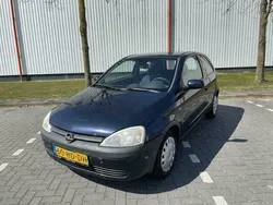 Blauw Gebruikt 2001 Opel Corsa Comfort Hatchback | € 899 (Eerlijke prijs)