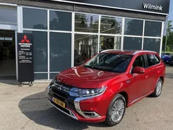 Rood Gebruikt 2019 Mitsubishi Outlander Intense+ SUV | € 23.900 (Eerlijke prijs)