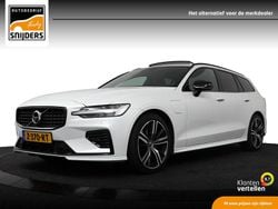 Wit Gebruikt 2021 Volvo V60 R-Design Stationwagen | € 36.950 (Duur)