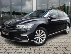Zwart Gebruikt 2020 VW Passat Business Stationwagen | € 22.900 (Goede deal)