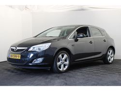Zwart Gebruikt 2011 Opel Astra Cosmo Hatchback | € 2.450 (Super prijs)