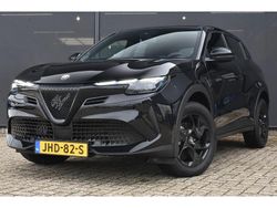 Zwart Gebruikt 2025 Alfa Romeo GT Junior SUV | € 32.400