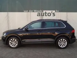 Zwart, metallic lak Gebruikt 2020 VW Tiguan Comfortline SUV | € 16.900 (Eerlijke prijs)