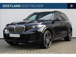 M carbonschwarz (donker zwart metallic) Gebruikt 2023 BMW X5 Comfort Edition SUV | € 82.950 (Eerlijke prijs)