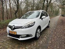 Wit Gebruikt 2015 Renault Grand Scénic III Bose Edition MPV | € 9.950 (Duur)