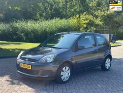 Grijs Gebruikt 2008 Ford Fiesta Futura Hatchback | € 1.699 (Eerlijke prijs)