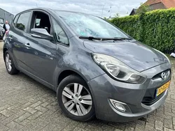 Grijs Gebruikt 2011 Hyundai ix20 MPV | € 3.999