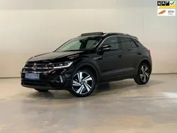 Zwart Gebruikt 2022 VW T-Roc Business+ SUV | € 33.450 (Duur)