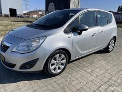 Grijs Gebruikt 2012 Opel Meriva Cosmo MPV | € 5.250 (Eerlijke prijs)