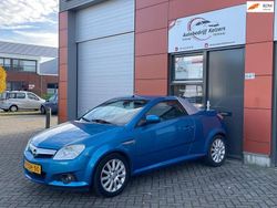 Blauw Gebruikt 2007 Opel Tigra Cabriolet | € 999 (Super prijs)