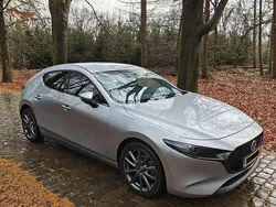 Grijs Gebruikt 2020 Mazda 3 Luxury Hatchback | € 25.000 (Iets duurder)