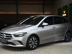 Grijs Gebruikt 2019 Mercedes B180 Business MPV | € 22.950 (Goede deal)