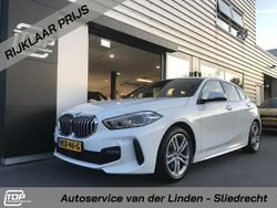 Wit Gebruikt 2024 BMW 118 Hatchback | € 33.650 (Eerlijke prijs)