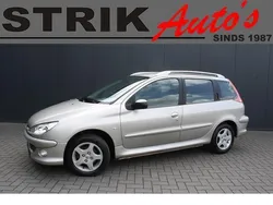 Grijs Gebruikt 2006 Peugeot 206 Stationwagen | € 3.289 (Duur)