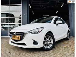 Wit Gebruikt 2016 Mazda 2 Hatchback | € 9.950 (Eerlijke prijs)