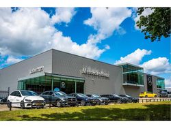 Zwart Gebruikt 2021 Mercedes GLA250 Business SUV | € 38.445 (Eerlijke prijs)