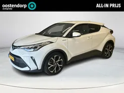 Wit Gebruikt 2021 Toyota C-HR Style SUV | € 24.945 (Eerlijke prijs)