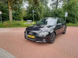 Zwart Gebruikt 2011 Audi A3 Sportback Attraction Hatchback | € 5.495 (Eerlijke prijs)