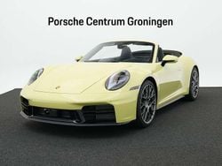 Geel, metallic lak Nieuw 2025 Porsche 911 Carrera Cabriolet Cabriolet | € 248.900 (Super prijs)