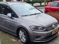 Grijs Gebruikt 2016 VW Golf VII Highline Stationwagen | € 15.500 (Goede deal)