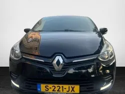 Zwart Gebruikt 2017 Renault Clio IV LIMITED Hatchback | € 8.475 (Eerlijke prijs)