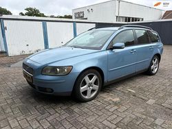 Blauw Gebruikt 2004 Volvo V50 Momentum Stationwagen | € 1.499 (Duur)