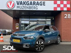 Blauw, metallic lak Gebruikt 2018 Citroën C4 Cactus PureTech Hatchback | € 13.445 (Eerlijke prijs)
