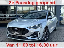 Grijs Gebruikt 2023 Ford Focus ST-Line X Stationwagen | € 18.950 (Super prijs)