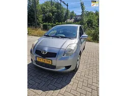 Grijs Gebruikt 2006 Toyota Yaris Sol Hatchback | € 3.800 (Goede deal)