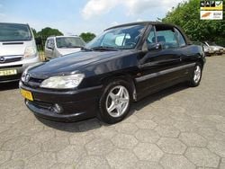 Groen Gebruikt 1998 Peugeot 306 Cabriolet | € 1.950
