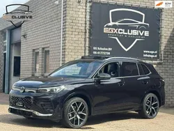 Zwart Gebruikt 2025 VW Tiguan R-line Edition SUV | € 52.950 (Eerlijke prijs)