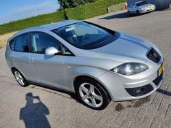 Grijs Gebruikt 2012 Seat Altea XL Style MPV | € 6.500 (Eerlijke prijs)