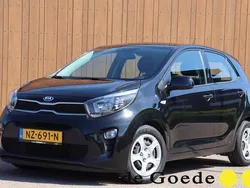 Zwart Gebruikt 2017 Kia Picanto Hatchback | € 7.940 (Eerlijke prijs)
