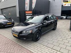 Zwart, metallic lak Gebruikt 2007 Volvo V50 Stationwagen | € 1.999 (Eerlijke prijs)