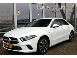 Wit Gebruikt 2020 Mercedes A250 Premium Sedan | € 24.845 (Goede deal)