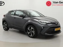 Grijs Gebruikt 2023 Toyota C-HR SUV | € 27.499 (Eerlijke prijs)