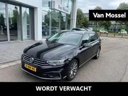 Zwart Gebruikt 2020 VW Passat Business Stationwagen | € 20.900 (Goede deal)