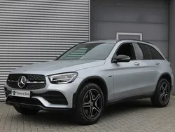 Zilver, metallic lak Gebruikt 2021 Mercedes GLC300 Business SUV | € 41.999 (Goede deal)